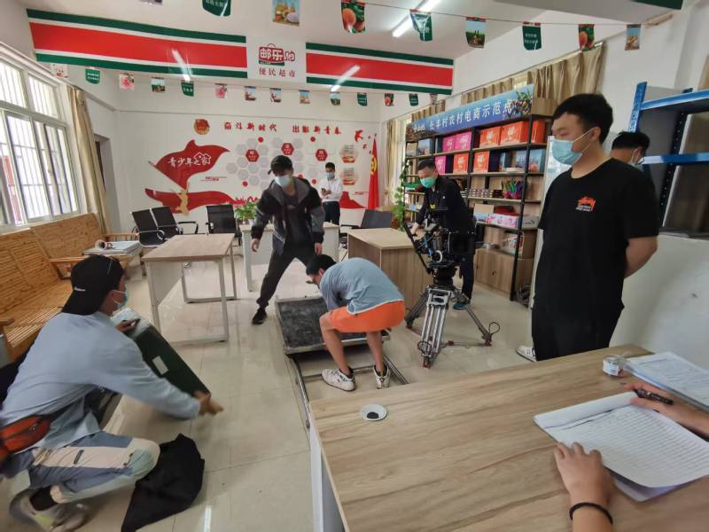 红河广告片拍摄公司：极简主义践行者，少即是多的视觉哲学